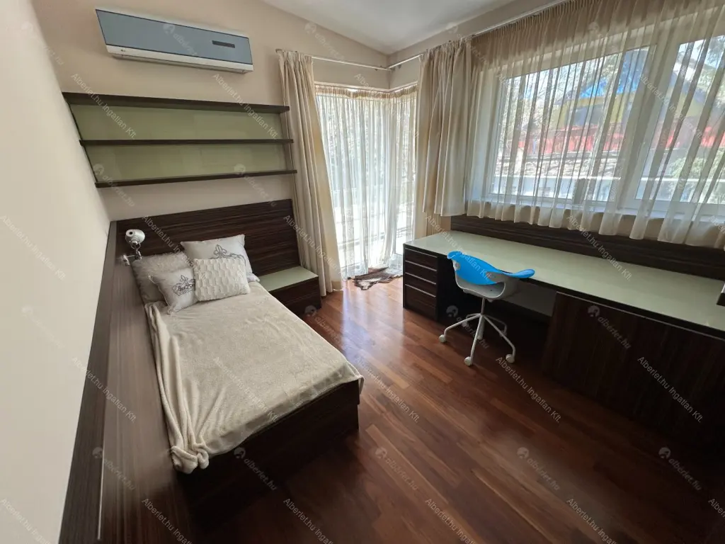 Kiadó albérlet 2300000 Ft/hó áron: Budapest, III. kerület  Szépvölgyi út. Mérete: 180 nm, 5 szobás | Alberlet.hu - 6702275