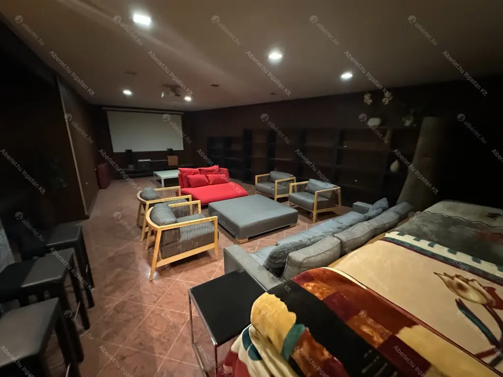 Kiadó albérlet 2300000 Ft/hó áron: Budapest, III. kerület  Szépvölgyi út. Mérete: 180 nm, 5 szobás | Alberlet.hu - 6702285