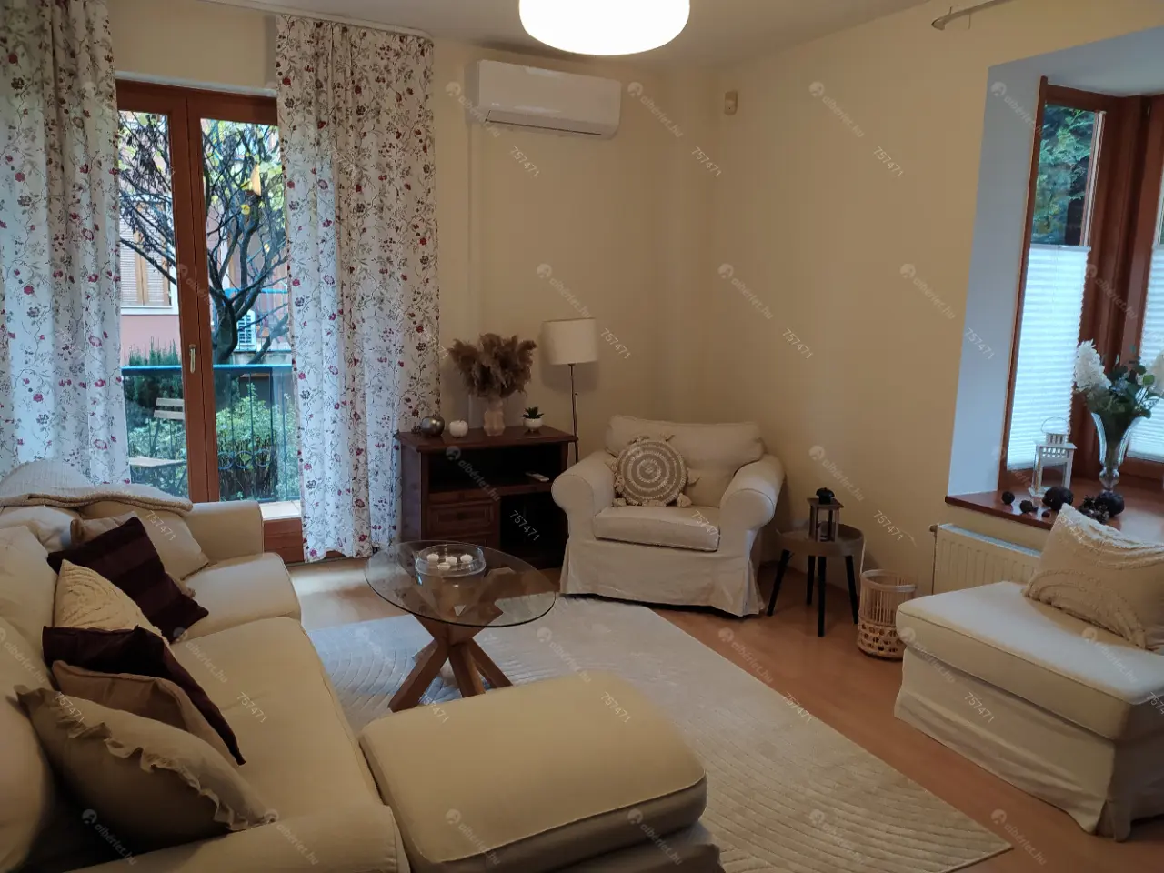 Kiadó albérlet 320000 Ft/hó áron: Budapest, III. kerület  Szépvölgyi út. Mérete: 50 nm, 2 szobás | Alberlet.hu - 6395481