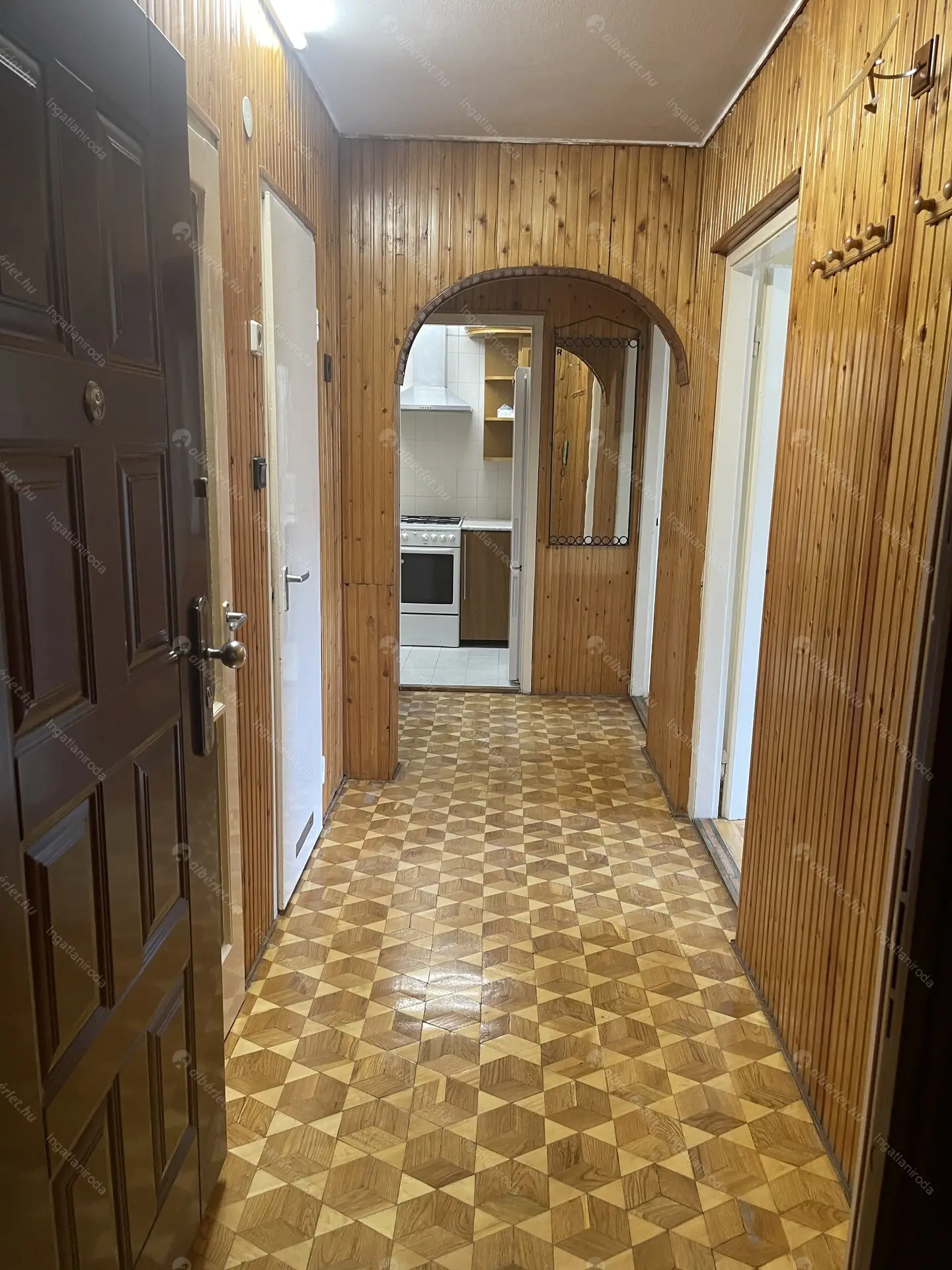 Kiadó albérlet 220000 Ft/hó áron: Budapest, III. kerület  Szőlő utca. Mérete: 50 nm, 2 szobás | Alberlet.hu - 5715525