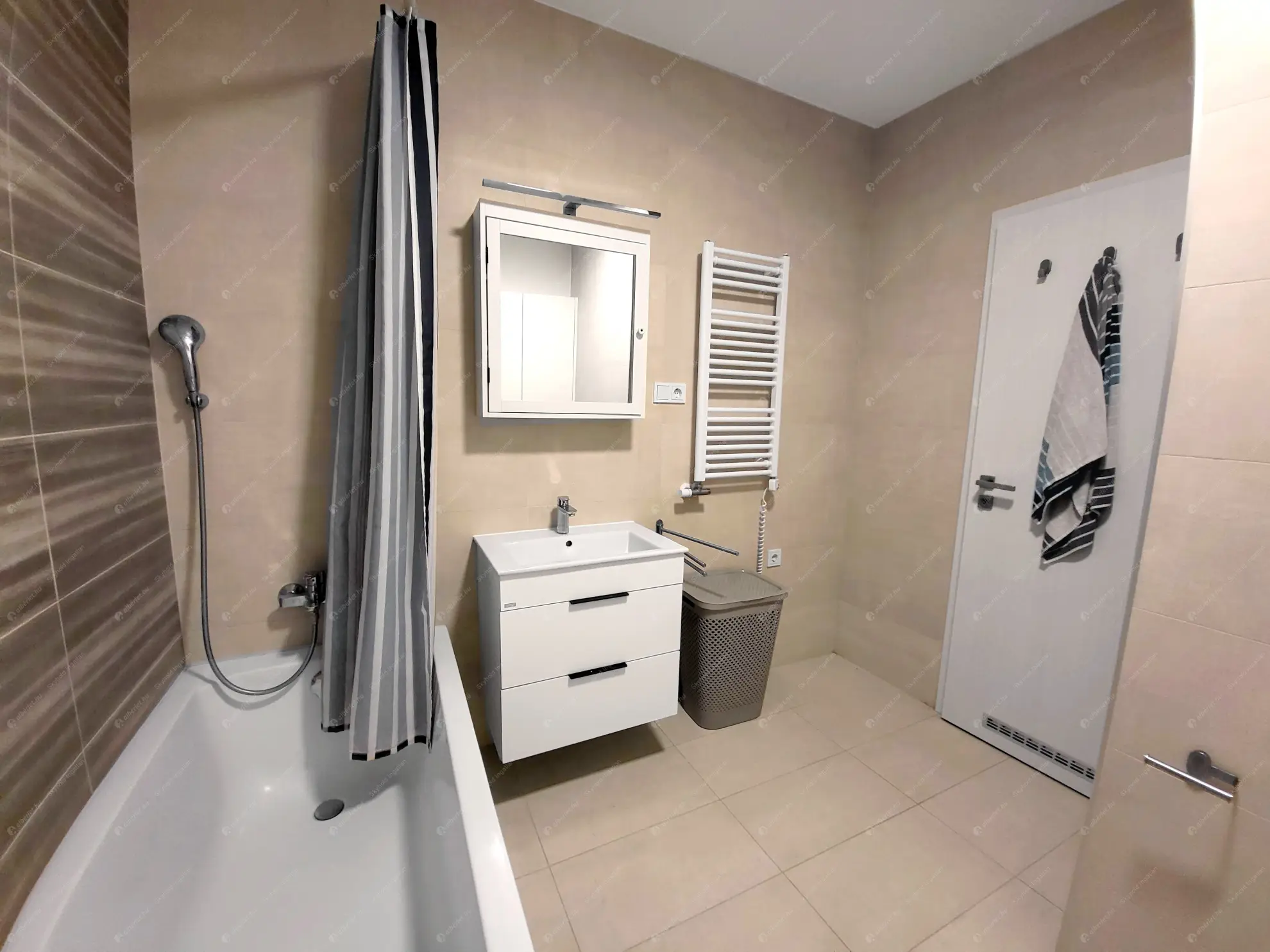 Kiadó albérlet 420000 Ft/hó áron: Budapest, III. kerület  Szőlő utca. Mérete: 75 nm, 3 szobás | Alberlet.hu - 6555409