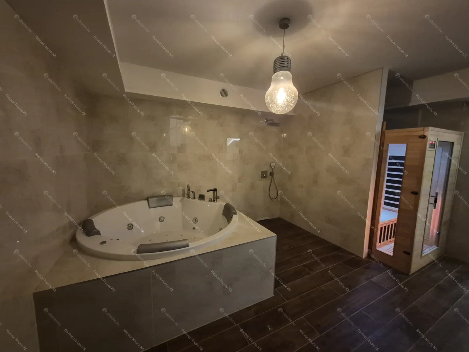Kiadó albérlet 1280000 Ft/hó áron: Budapest, III. kerület  Tarhos utca. Mérete: 267 nm, 5 szobás | Alberlet.hu - 6821372