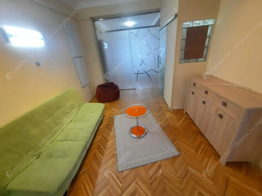 Kiadó albérlet 240000 Ft/hó áron: Budapest, III. kerület  Tímár utca. Mérete: 49 nm, 2 szobás | Alberlet.hu - 6575163
