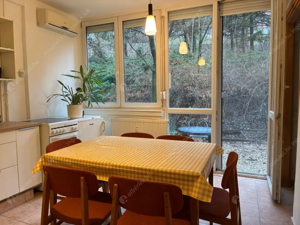 Kiadó albérlet 240000 Ft/hó áron: Budapest, III. kerület  Toboz utca. Mérete: 52 nm, 1 szobás | Alberlet.hu - 6629727