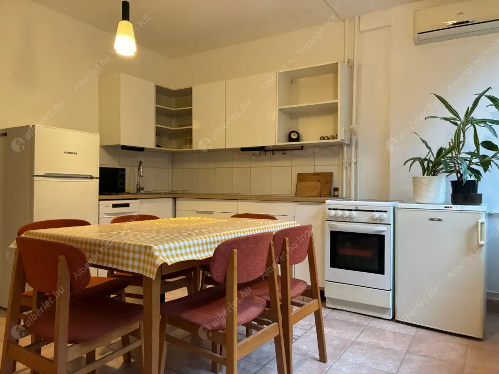 Kiadó albérlet 240000 Ft/hó áron: Budapest, III. kerület  Toboz utca. Mérete: 52 nm, 1 szobás | Alberlet.hu - 6632315