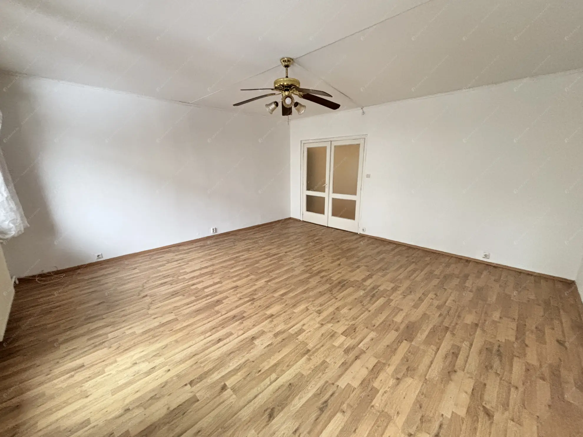 Kiadó albérlet 240000 Ft/hó áron: Budapest, III. kerület  Tóga utca. Mérete: 67 nm, 2 szobás | Alberlet.hu - 6612511