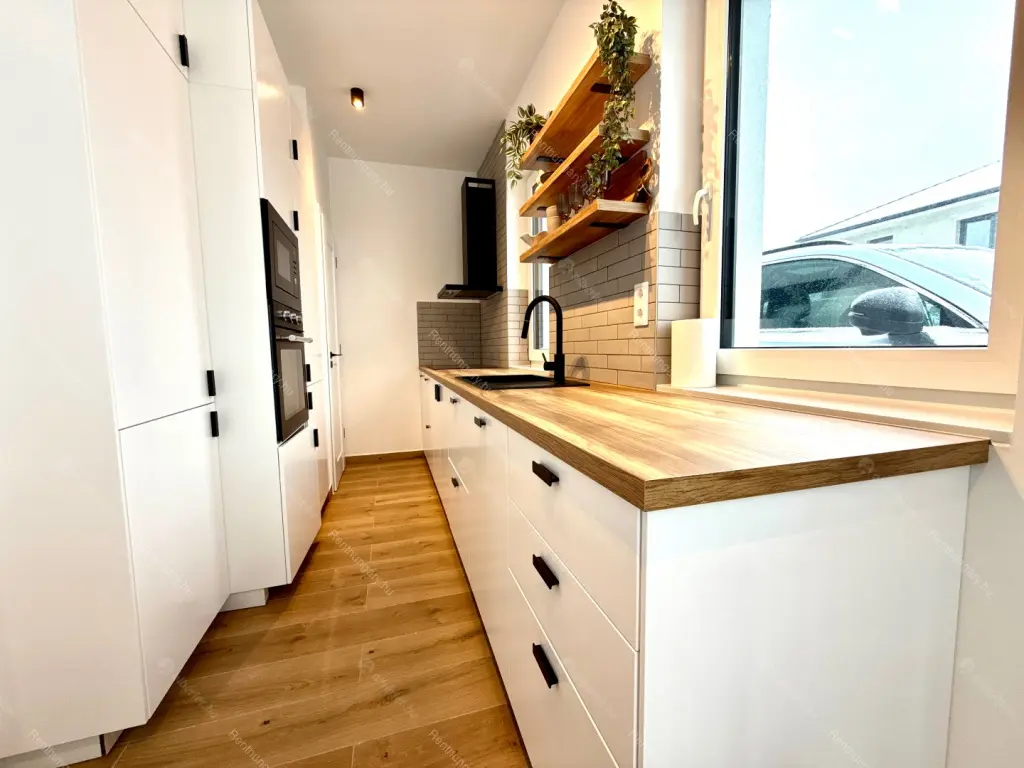 Kiadó albérlet 699000 Ft/hó áron: Budapest, III. kerület  Ürömfű utca. Mérete: 103 nm, 4 szobás | Alberlet.hu - 6640996