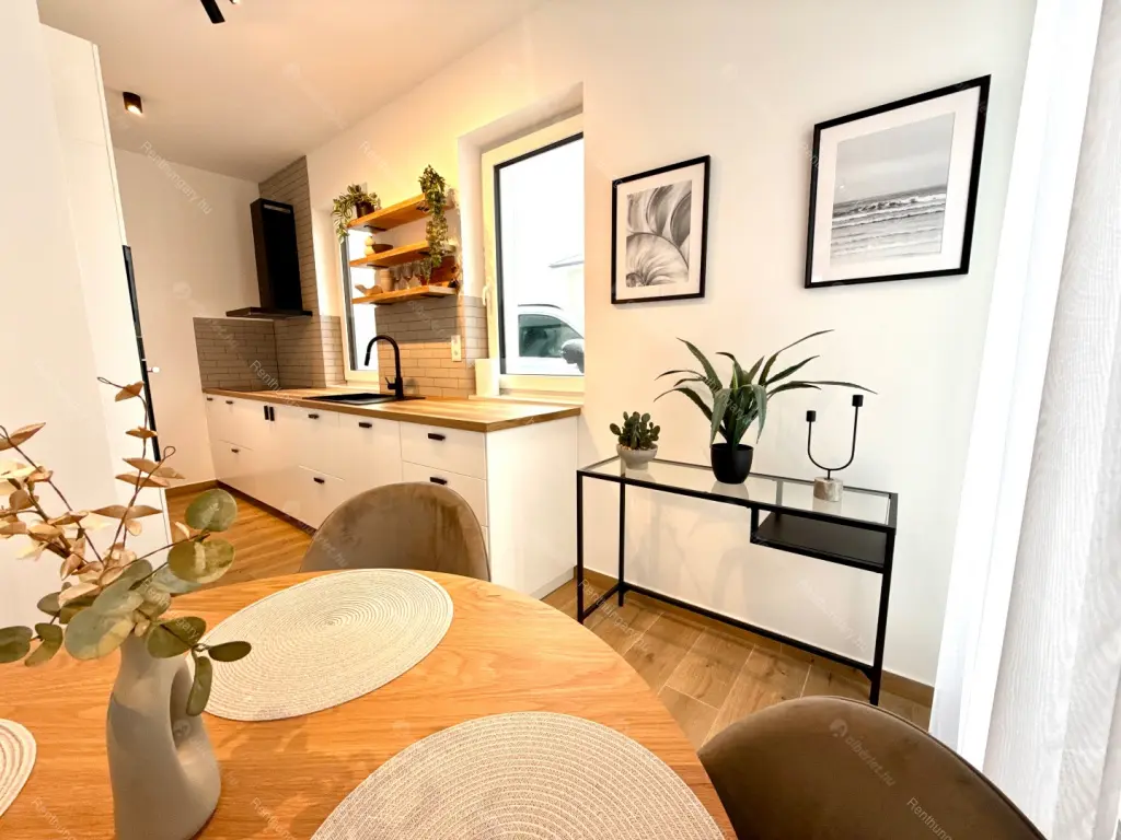 Kiadó albérlet 699000 Ft/hó áron: Budapest, III. kerület  Ürömfű utca. Mérete: 103 nm, 4 szobás | Alberlet.hu - 6641003