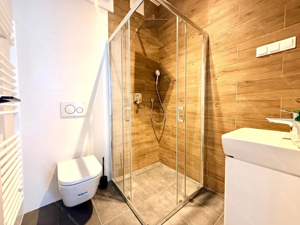 Kiadó albérlet 699000 Ft/hó áron: Budapest, III. kerület  Ürömfű utca. Mérete: 103 nm, 4 szobás | Alberlet.hu - 6641007