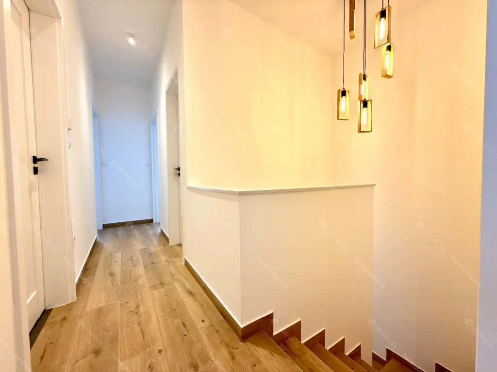 Kiadó albérlet 699000 Ft/hó áron: Budapest, III. kerület  Ürömfű utca. Mérete: 103 nm, 4 szobás | Alberlet.hu - 6641052