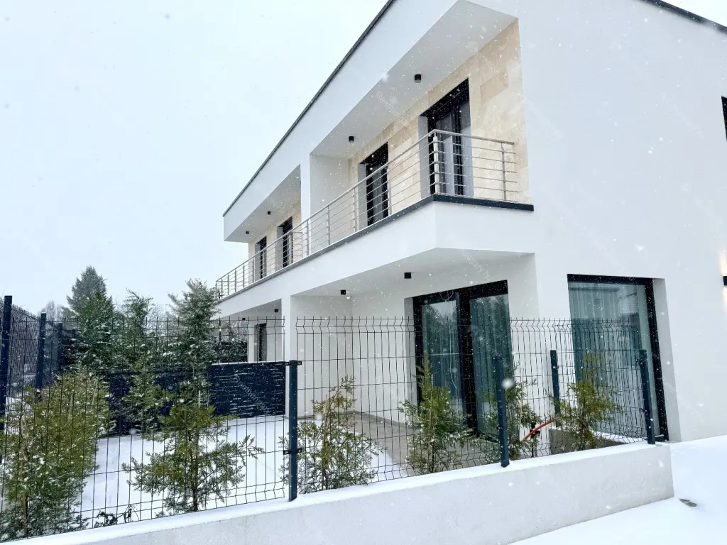 Kiadó albérlet 699000 Ft/hó áron: Budapest, III. kerület  Ürömfű utca. Mérete: 103 nm, 4 szobás | Alberlet.hu - 6641056