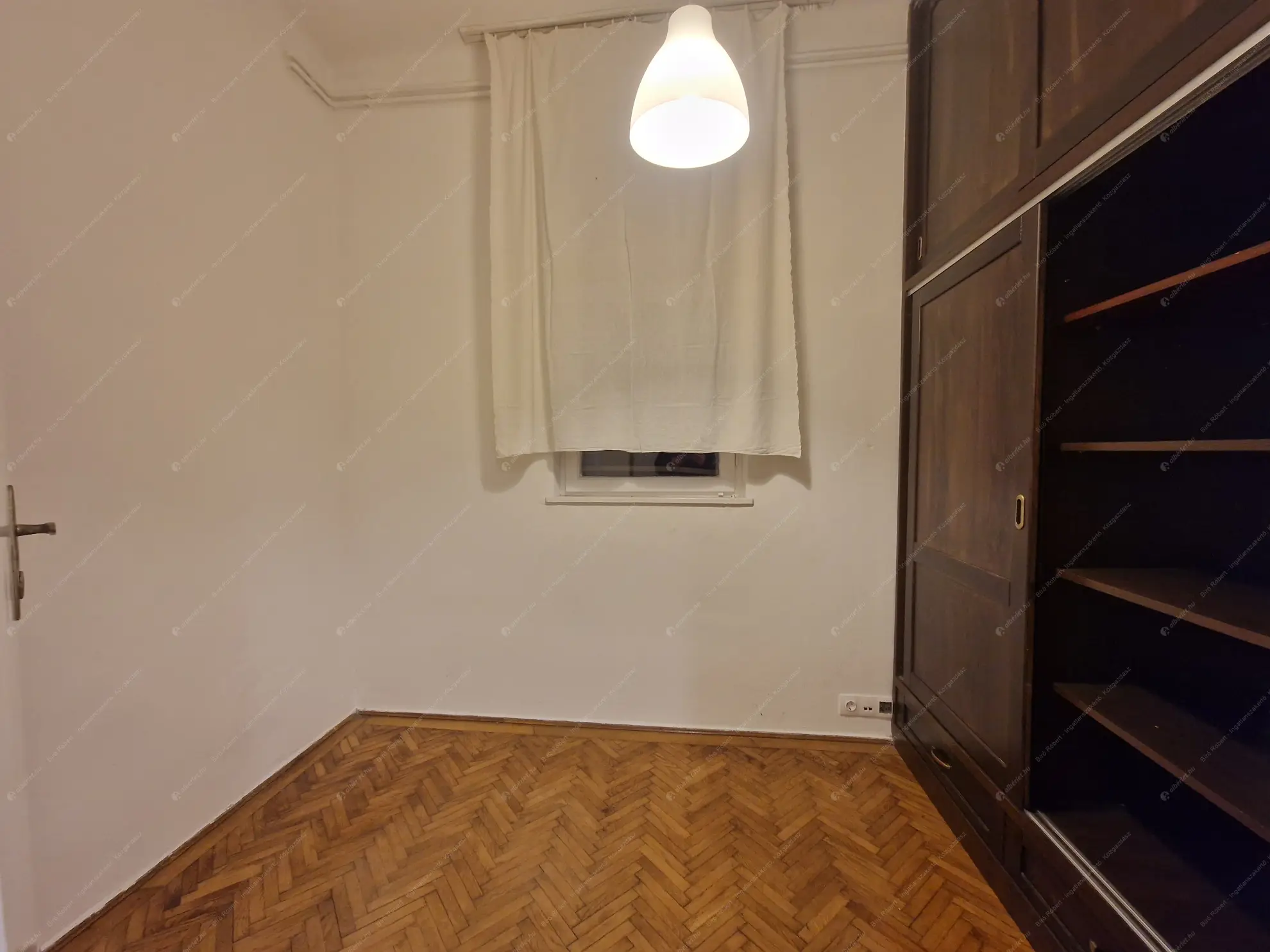 Kiadó albérlet 200000 Ft/hó áron: Budapest, III. kerület  Uszály utca. Mérete: 44 nm, 1 szobás | Alberlet.hu - 6572925