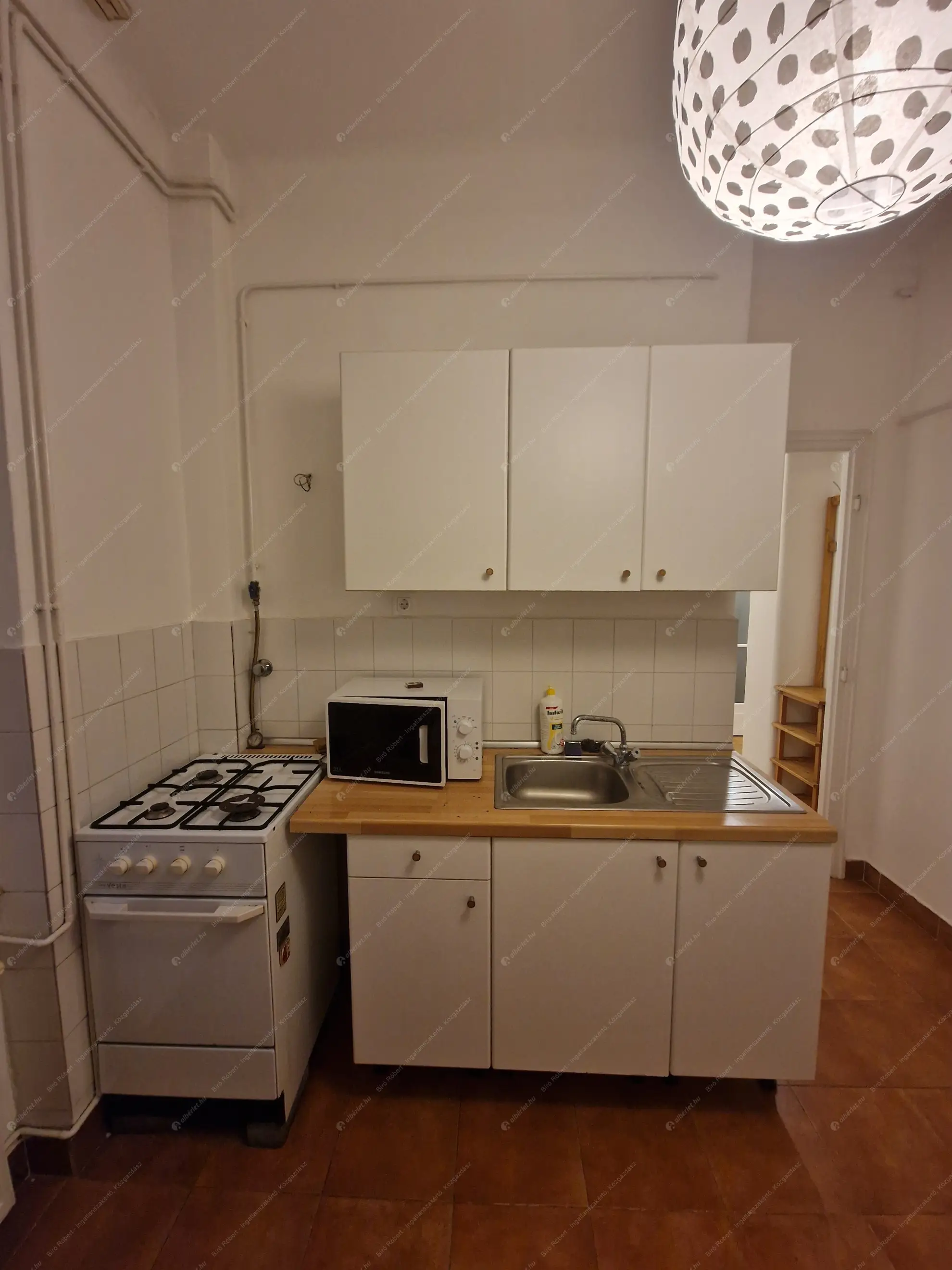 Kiadó albérlet 200000 Ft/hó áron: Budapest, III. kerület  Uszály utca. Mérete: 44 nm, 1 szobás | Alberlet.hu - 6572936