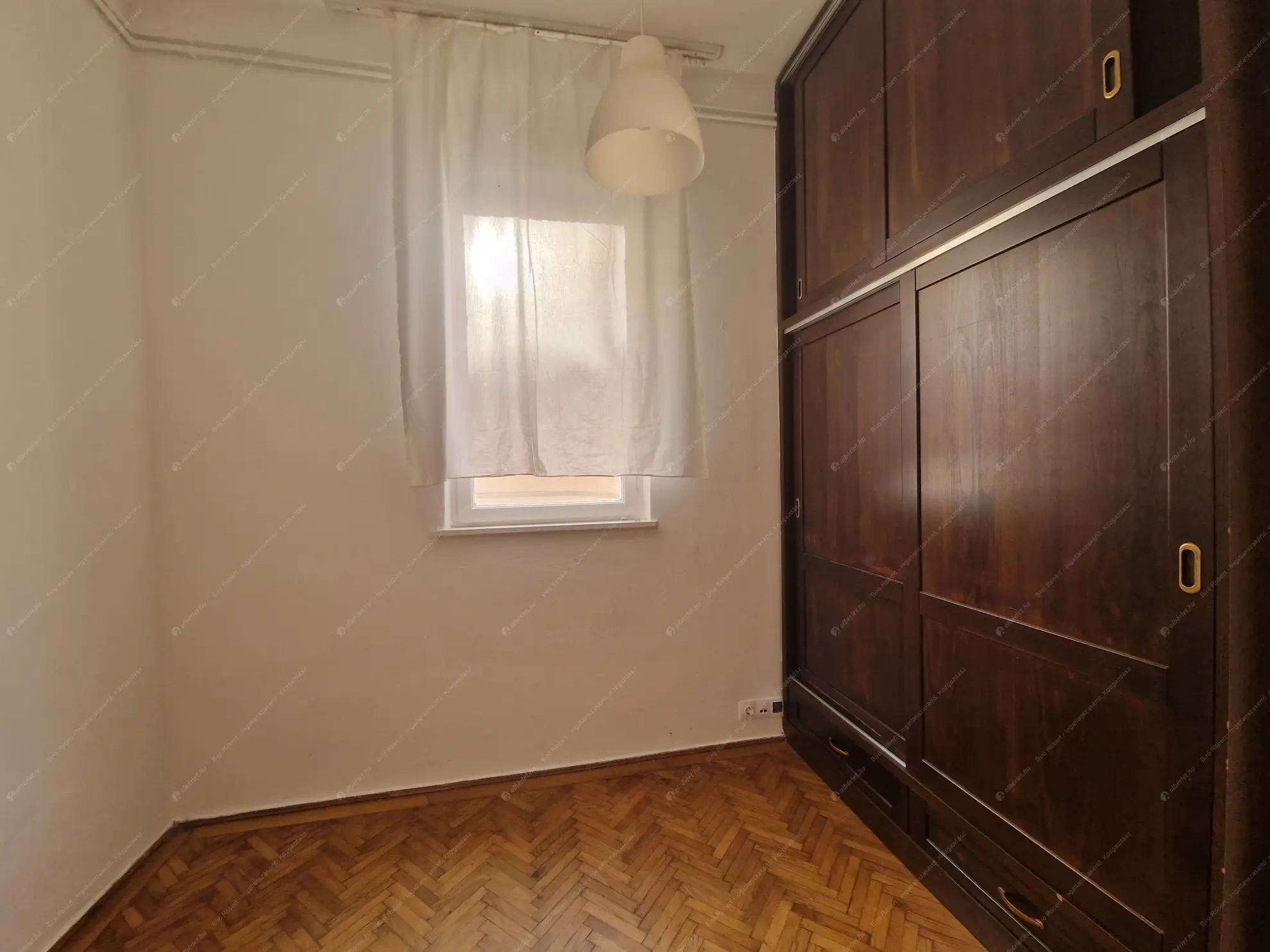 Kiadó albérlet 200000 Ft/hó áron: Budapest, III. kerület  Uszály utca. Mérete: 44 nm, 1 szobás | Alberlet.hu - 6589254