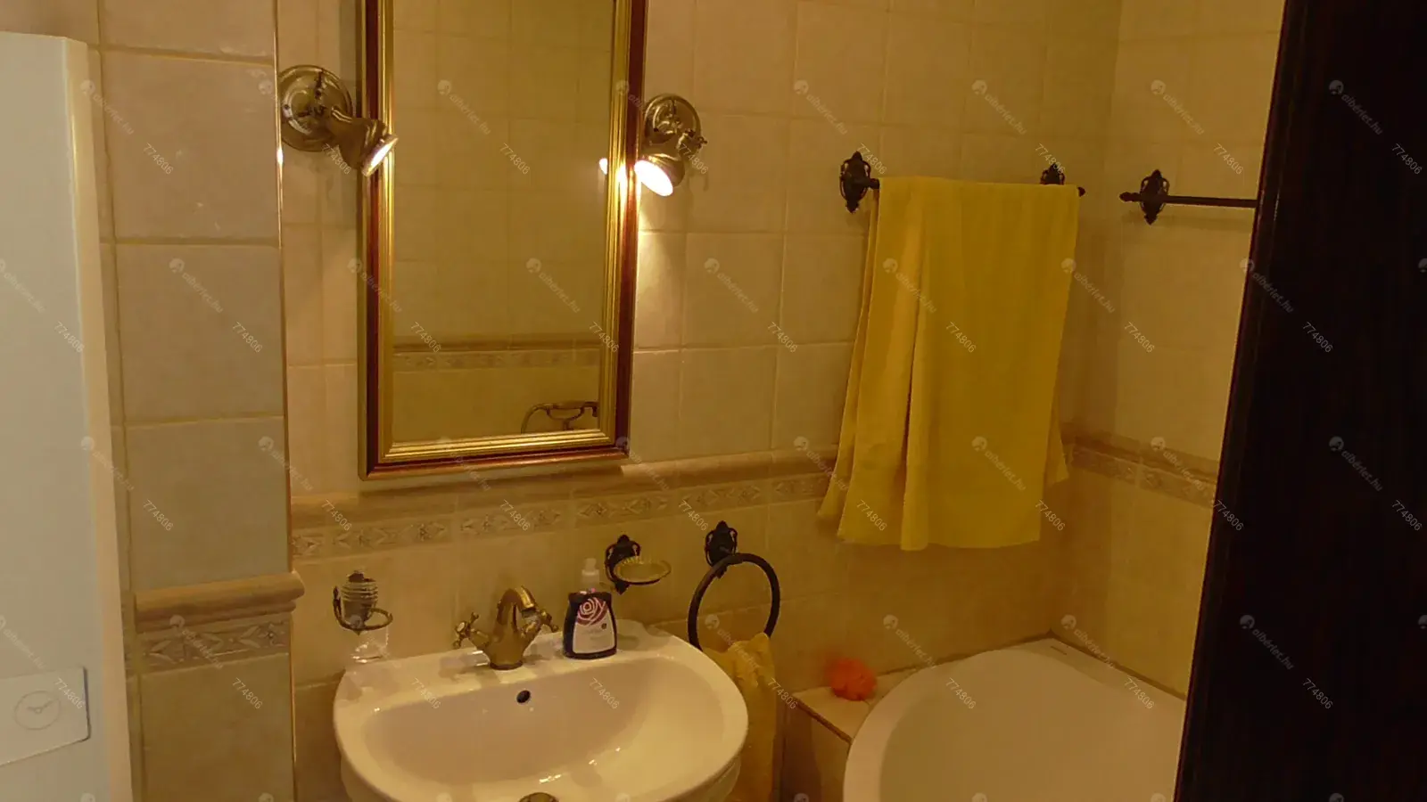 Kiadó albérlet 284000 Ft/hó áron: Budapest, III. kerület  utca utca. Mérete: 52 nm, 2 szobás | Alberlet.hu - 6656027