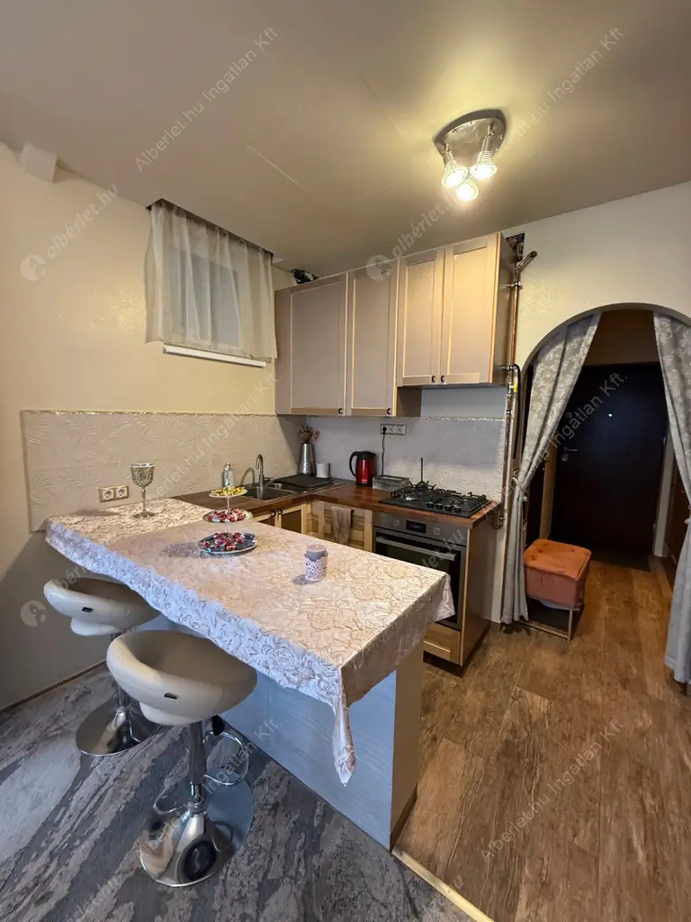 Kiadó albérlet 350000 Ft/hó áron: Budapest, III. kerület  Vályog utca. Mérete: 41 nm, 2 szobás | Alberlet.hu - 6600417