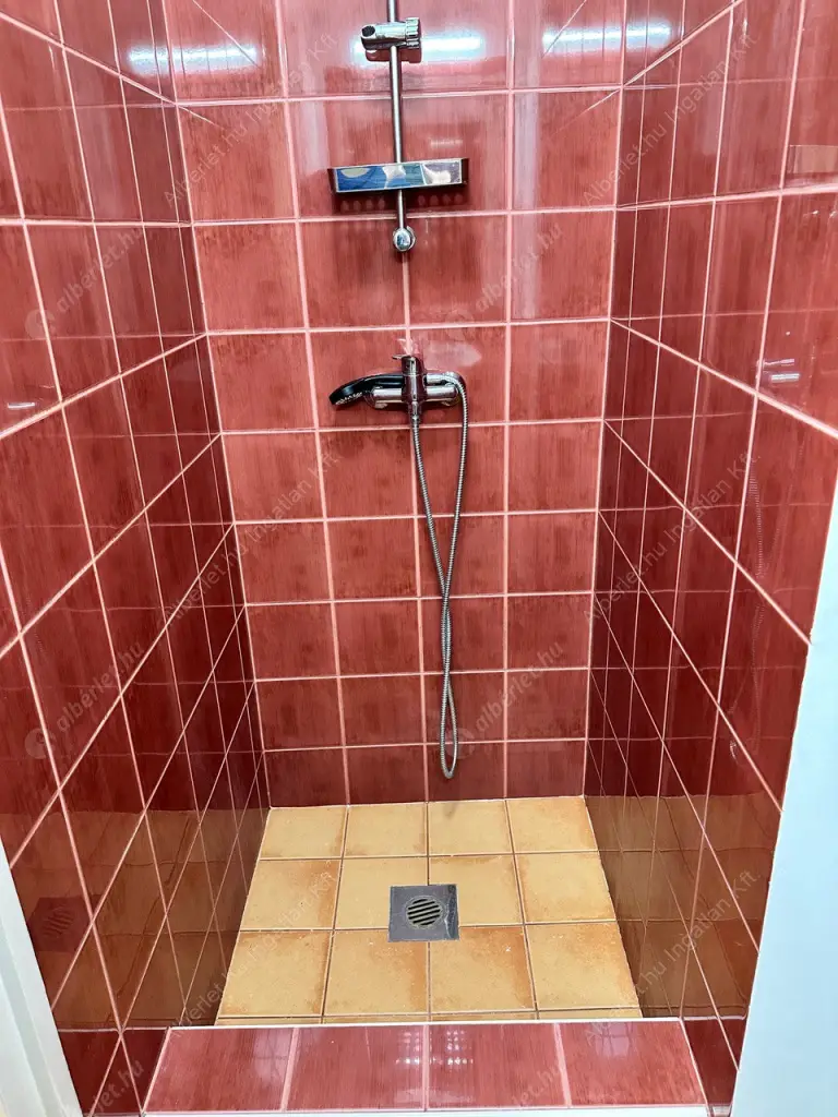 Kiadó albérlet 220000 Ft/hó áron: Budapest, III. kerület  Verőfény utca. Mérete: 52 nm, 1 szobás | Alberlet.hu - 6618933