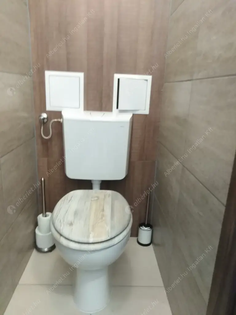 Kiadó albérlet 280000 Ft/hó áron: Budapest, III. kerület  Vöröskereszt utca. Mérete: 48 nm, 2 szobás | Alberlet.hu - 6625569