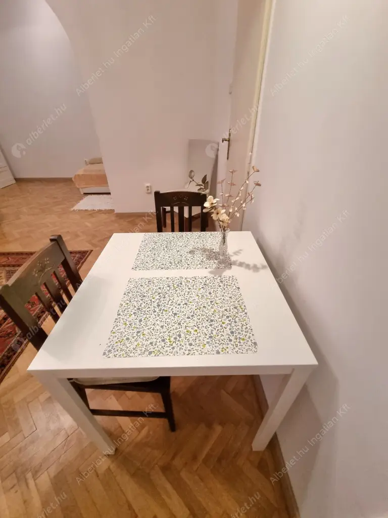 Kiadó albérlet 219000 Ft/hó áron: Budapest, III. kerület  Zápor utca. Mérete: 53 nm, 2 szobás | Alberlet.hu - 6615334