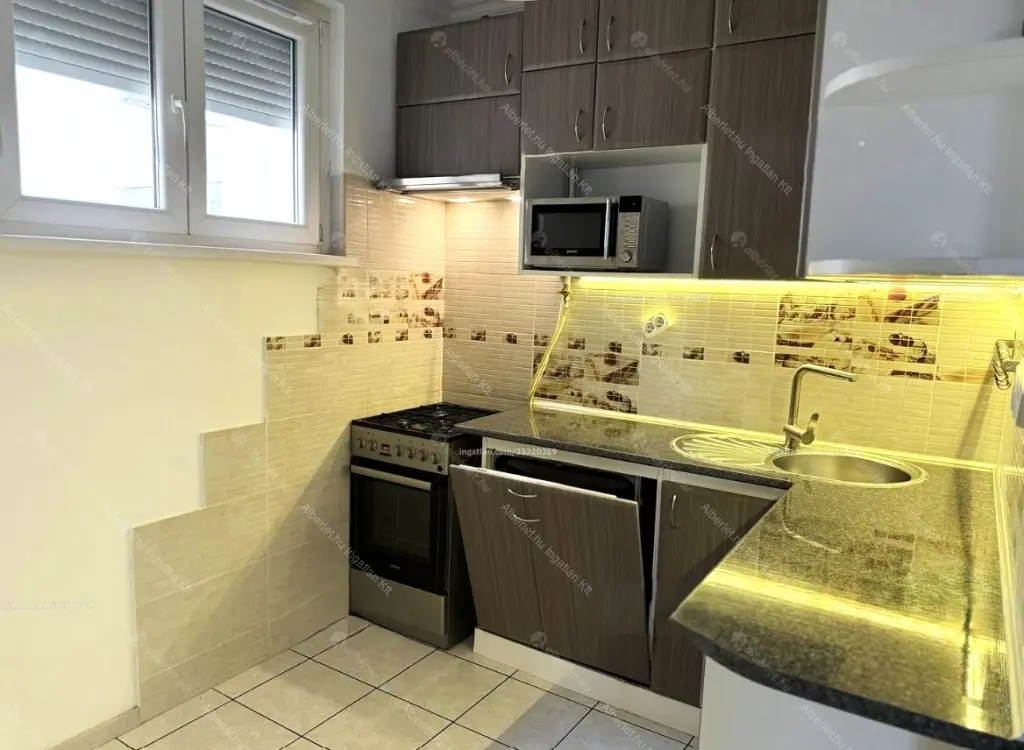 Kiadó albérlet 290000 Ft/hó áron: Budapest, IV. kerület  Aradi utca. Mérete: 72 nm, 2 szobás | Alberlet.hu - 6697341