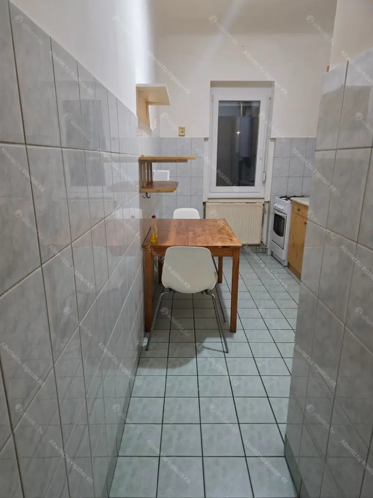 Kiadó albérlet 200000 Ft/hó áron: Budapest, IV. kerület  Árpád út. Mérete: 36 nm, 1 szobás | Alberlet.hu - 6666716