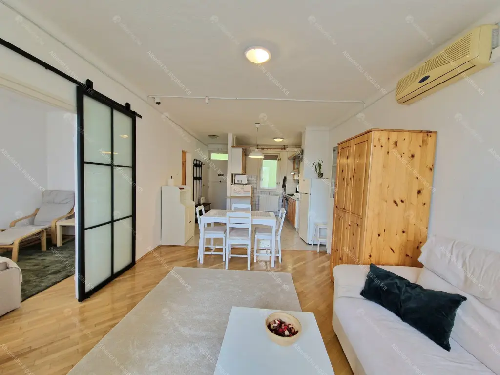 Kiadó albérlet 260000 Ft/hó áron: Budapest, IV. kerület  Árpád út. Mérete: 51 nm, 2 szobás | Alberlet.hu - 6645354