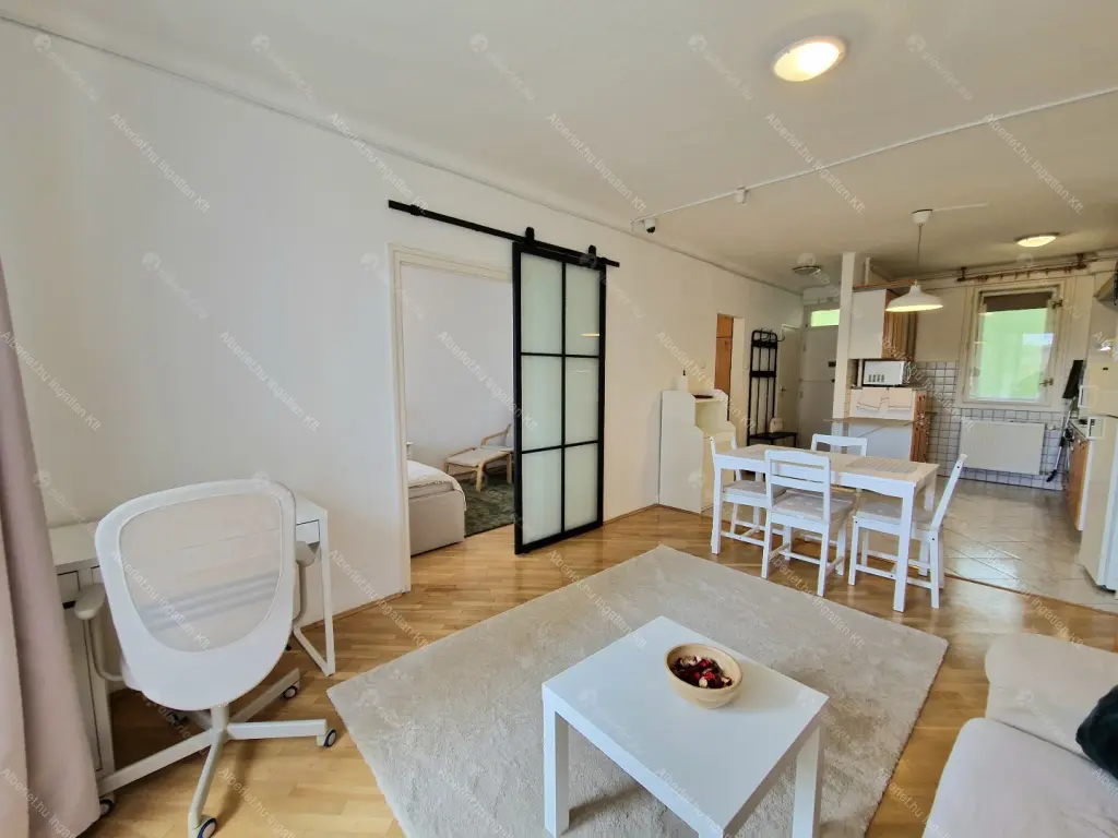 Kiadó albérlet 260000 Ft/hó áron: Budapest, IV. kerület  Árpád út. Mérete: 51 nm, 2 szobás | Alberlet.hu - 6645355