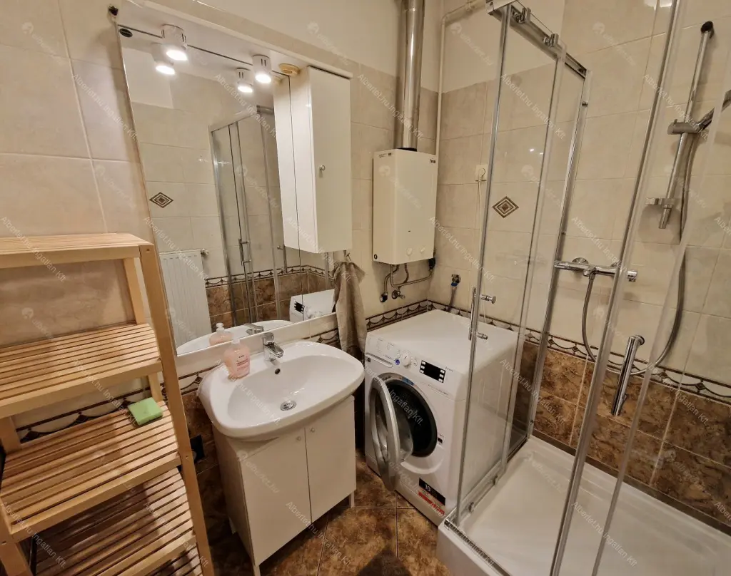 Kiadó albérlet 260000 Ft/hó áron: Budapest, IV. kerület  Árpád út. Mérete: 51 nm, 2 szobás | Alberlet.hu - 6645369