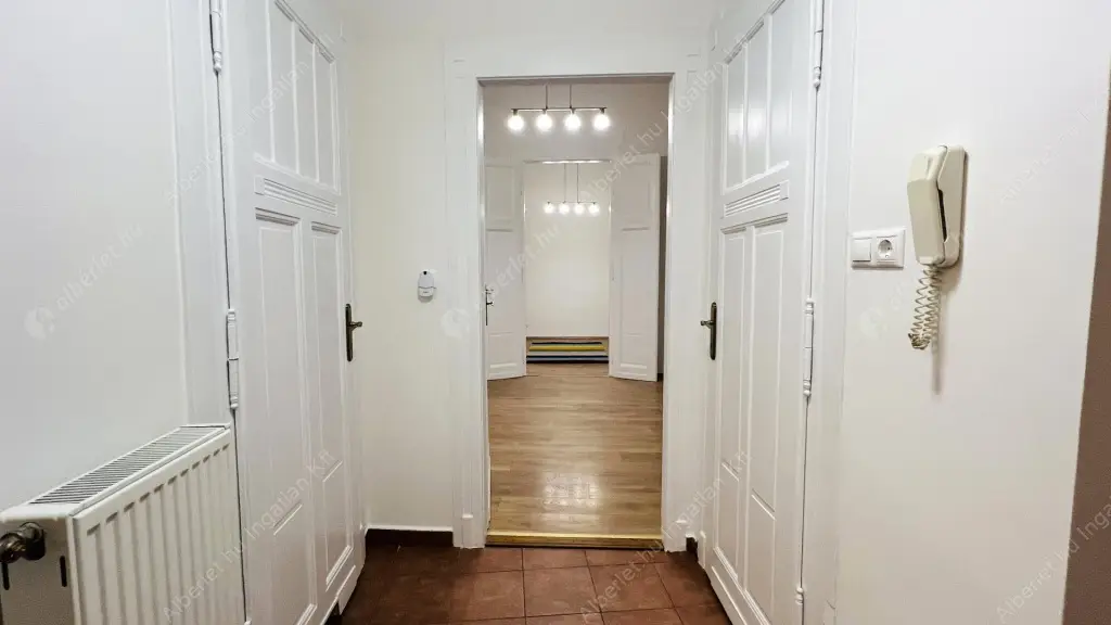 Kiadó albérlet 240000 Ft/hó áron: Budapest, IV. kerület  Árpád út. Mérete: 57 nm, 2 szobás | Alberlet.hu - 6636285