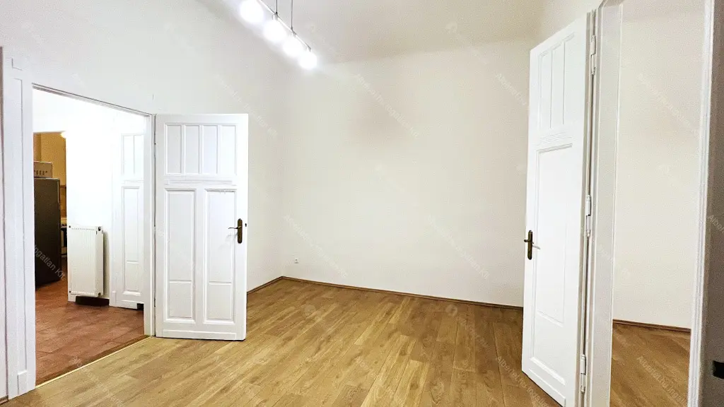 Kiadó albérlet 240000 Ft/hó áron: Budapest, IV. kerület  Árpád út. Mérete: 57 nm, 2 szobás | Alberlet.hu - 6657724