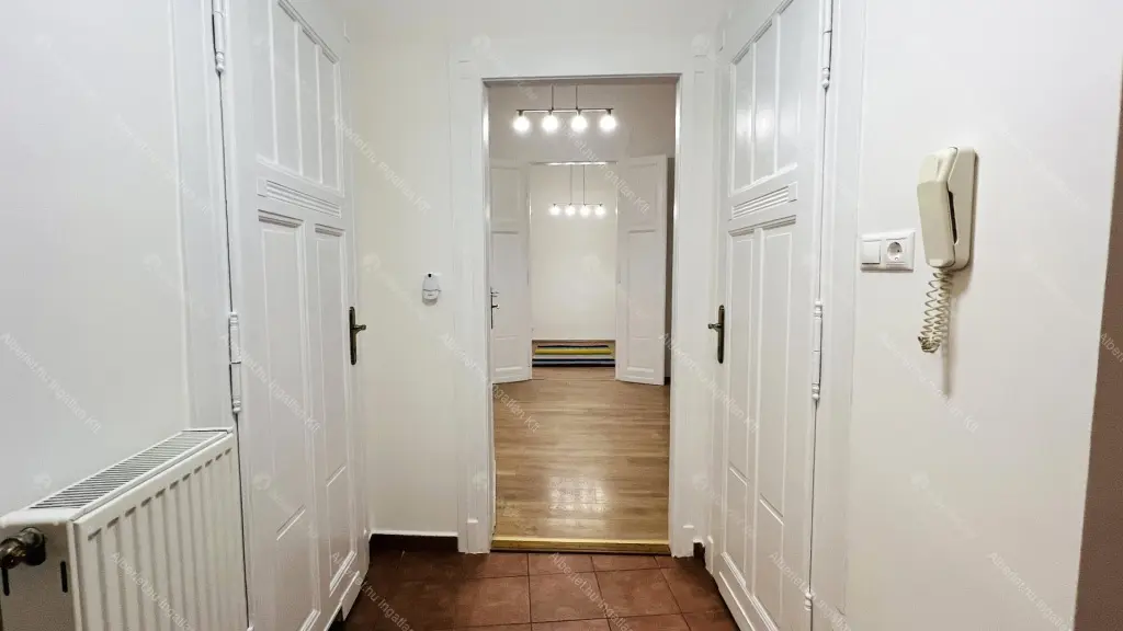 Kiadó albérlet 240000 Ft/hó áron: Budapest, IV. kerület  Árpád út. Mérete: 57 nm, 2 szobás | Alberlet.hu - 6657730