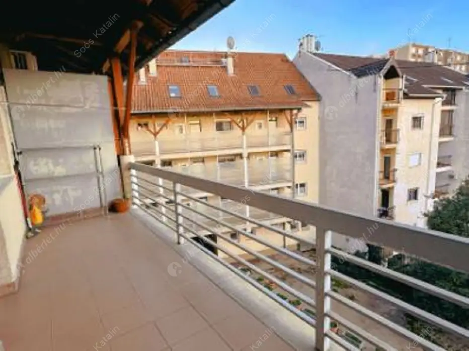 Kiadó albérlet 450000 Ft/hó áron: Budapest, IV. kerület  Árpád út. Mérete: 99 nm, 4 szobás | Alberlet.hu - 6597802