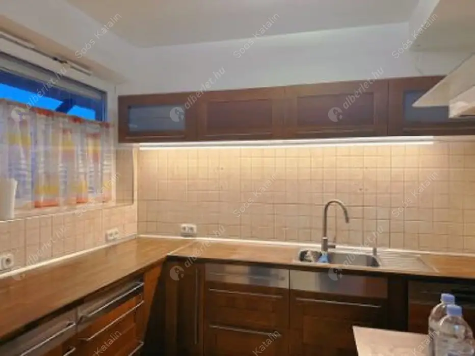 Kiadó albérlet 450000 Ft/hó áron: Budapest, IV. kerület  Árpád út. Mérete: 99 nm, 4 szobás | Alberlet.hu - 6597804