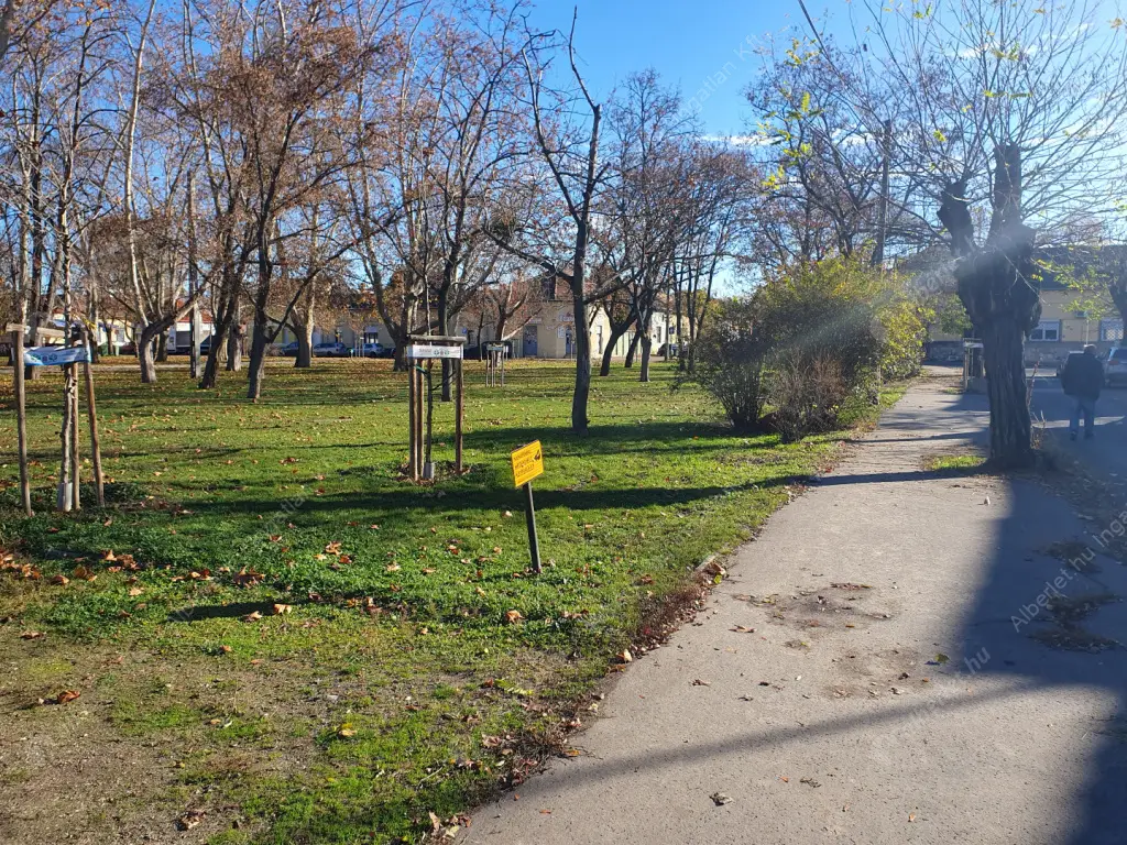 Kiadó albérlet 160000 Ft/hó áron: Budapest, IV. kerület  Aschner Lipót tér. Mérete: 35 nm, 1 szobás | Alberlet.hu - 6583789