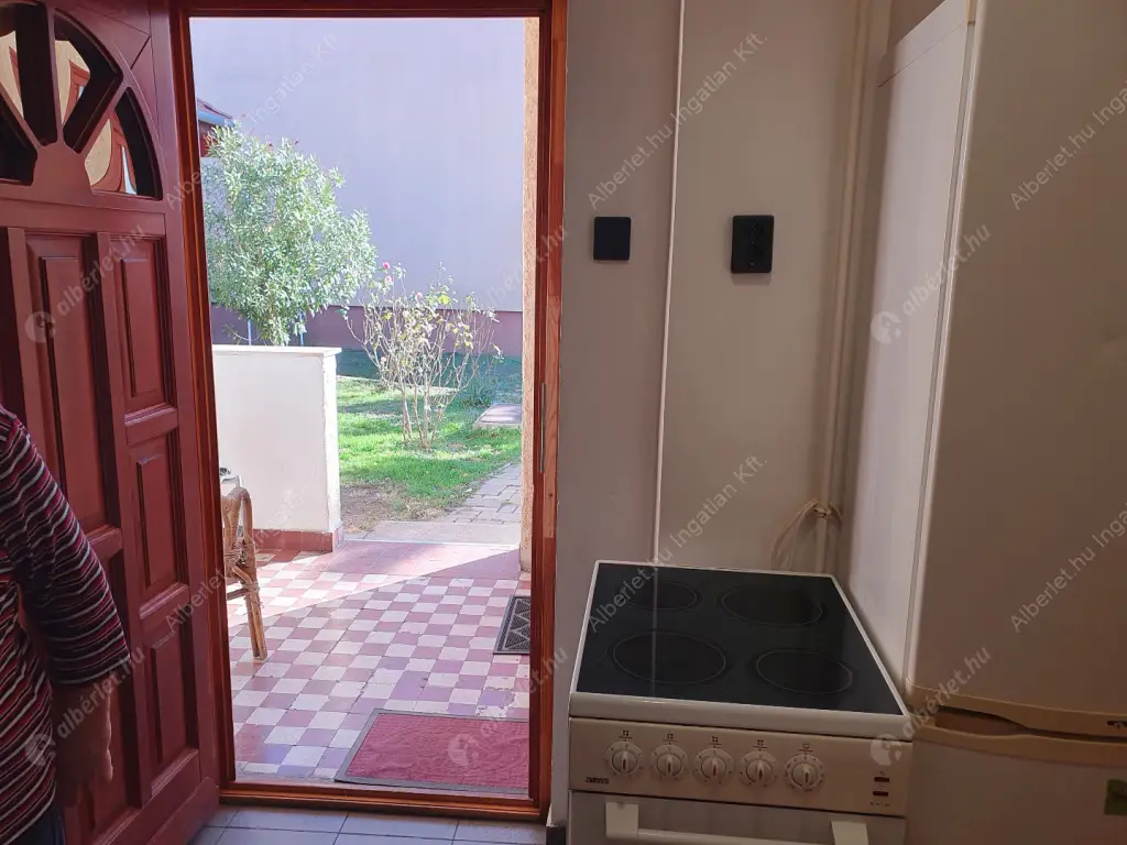 Kiadó albérlet 160000 Ft/hó áron: Budapest, IV. kerület  Aschner Lipót tér. Mérete: 35 nm, 1 szobás | Alberlet.hu - 6583793