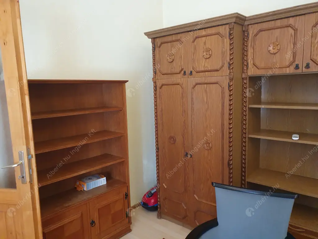 Kiadó albérlet 160000 Ft/hó áron: Budapest, IV. kerület  Aschner Lipót tér. Mérete: 35 nm, 1 szobás | Alberlet.hu - 6583800