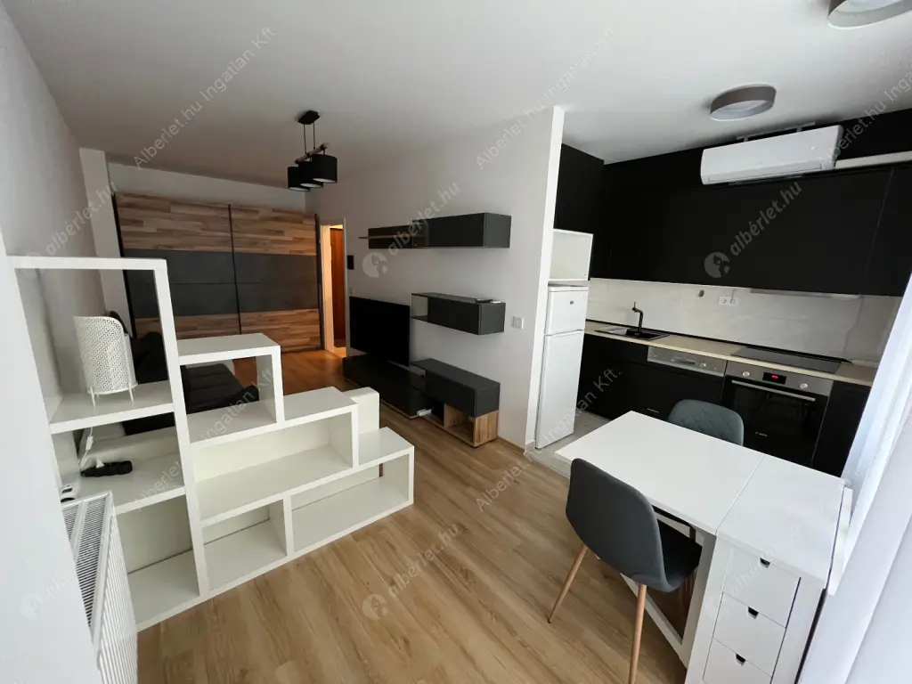 Kiadó albérlet 220000 Ft/hó áron: Budapest, IV. kerület  Attila utca. Mérete: 30 nm, 1 szobás | Alberlet.hu - 6601832
