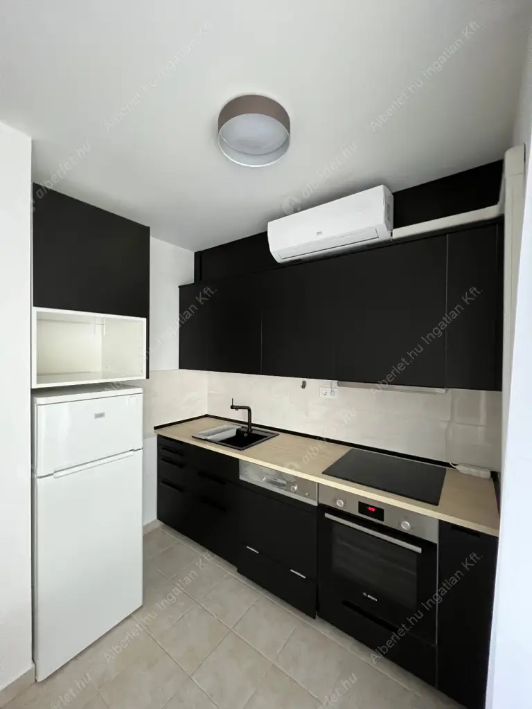 Kiadó albérlet 220000 Ft/hó áron: Budapest, IV. kerület  Attila utca. Mérete: 30 nm, 1 szobás | Alberlet.hu - 6601833