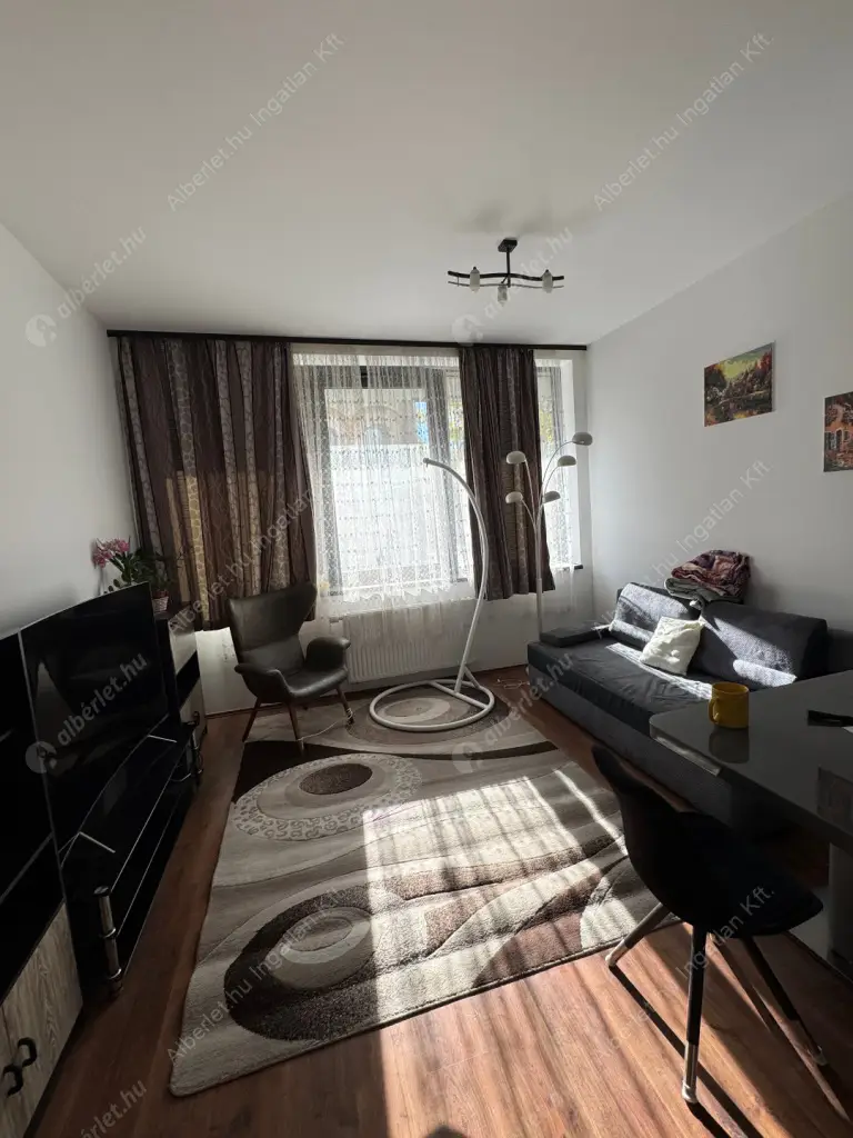 Kiadó albérlet 240000000 Ft/hó áron: Budapest, IV. kerület  Attila utca. Mérete: 50 nm, 1 szobás | Alberlet.hu - 6582712