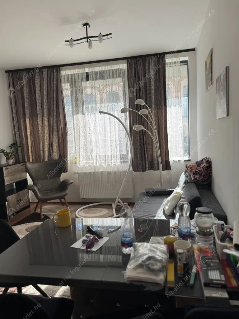 Kiadó albérlet 240000000 Ft/hó áron: Budapest, IV. kerület  Attila utca. Mérete: 50 nm, 1 szobás | Alberlet.hu - 6582714
