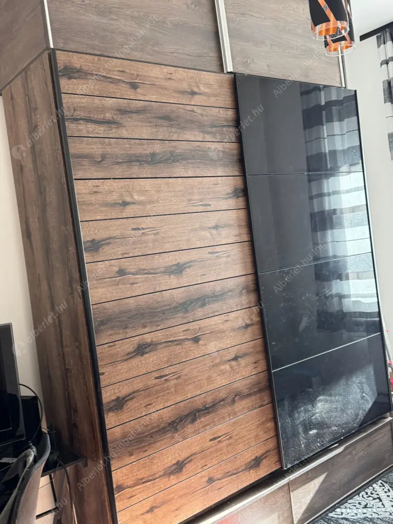 Kiadó albérlet 240000 Ft/hó áron: Budapest, IV. kerület  Attila utca. Mérete: 50 nm, 1 szobás | Alberlet.hu - 6595570