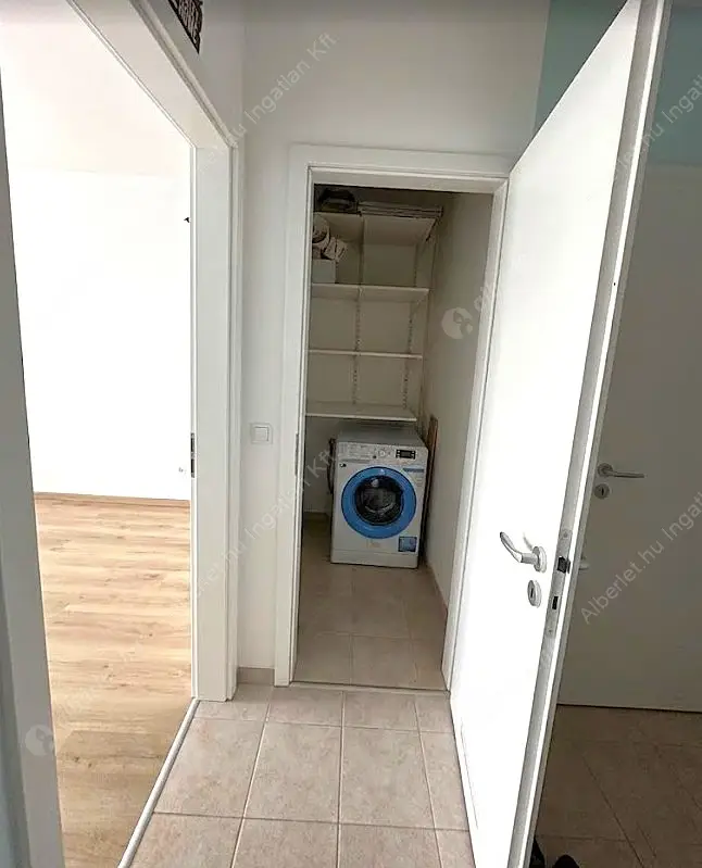 Kiadó albérlet 390000 Ft/hó áron: Budapest, IV. kerület  Attila utca. Mérete: 69 nm, 3 szobás | Alberlet.hu - 6638928