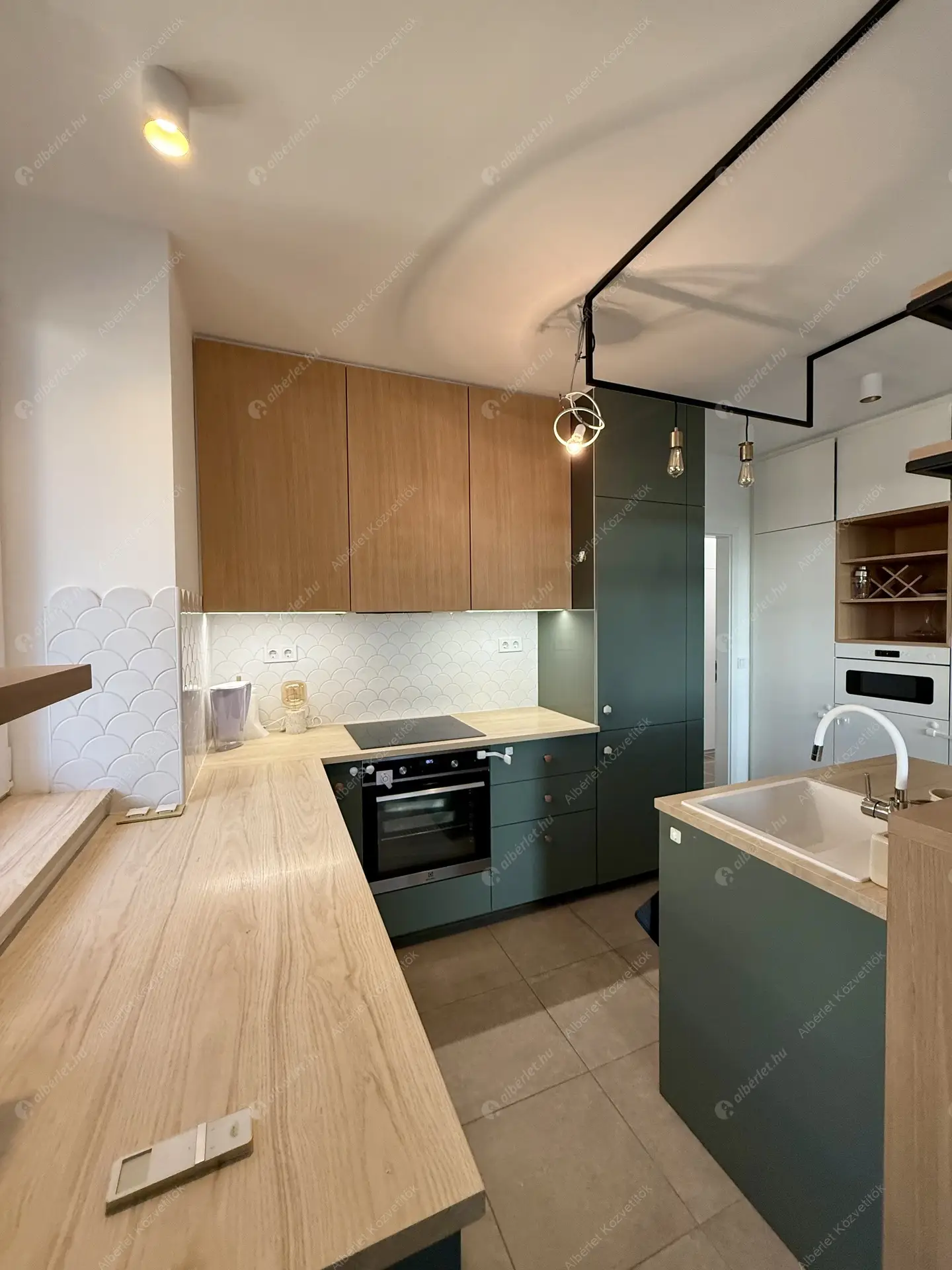 Kiadó albérlet 495000 Ft/hó áron: Budapest, IV. kerület  Attila utca. Mérete: 84 nm, 3 szobás | Alberlet.hu - 6543441