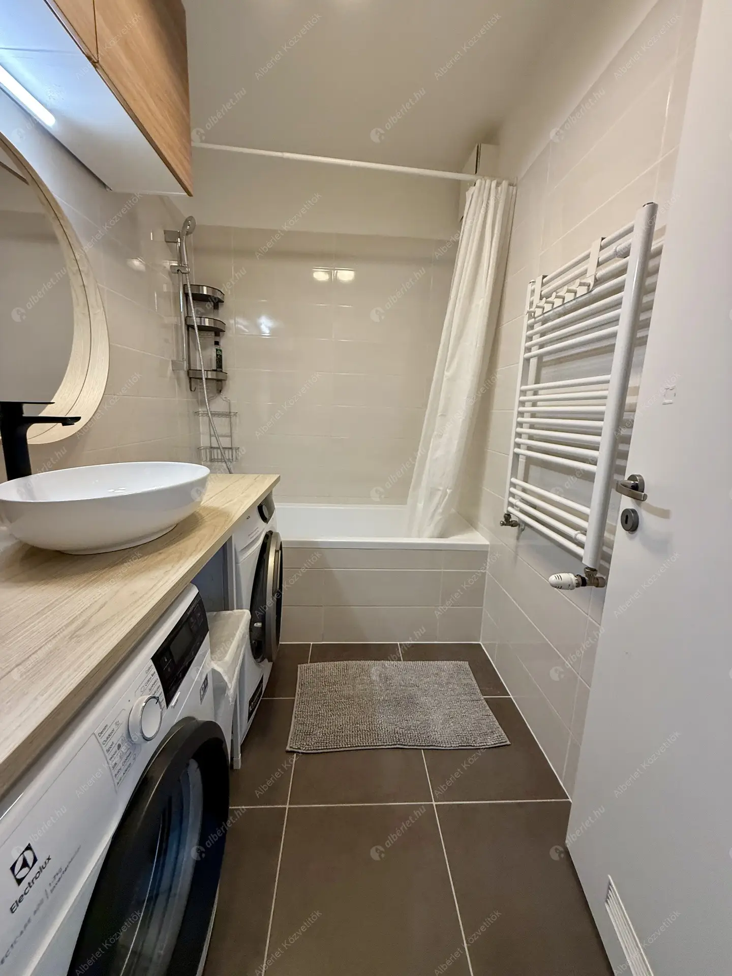 Kiadó albérlet 495000 Ft/hó áron: Budapest, IV. kerület  Attila utca. Mérete: 84 nm, 3 szobás | Alberlet.hu - 6543453