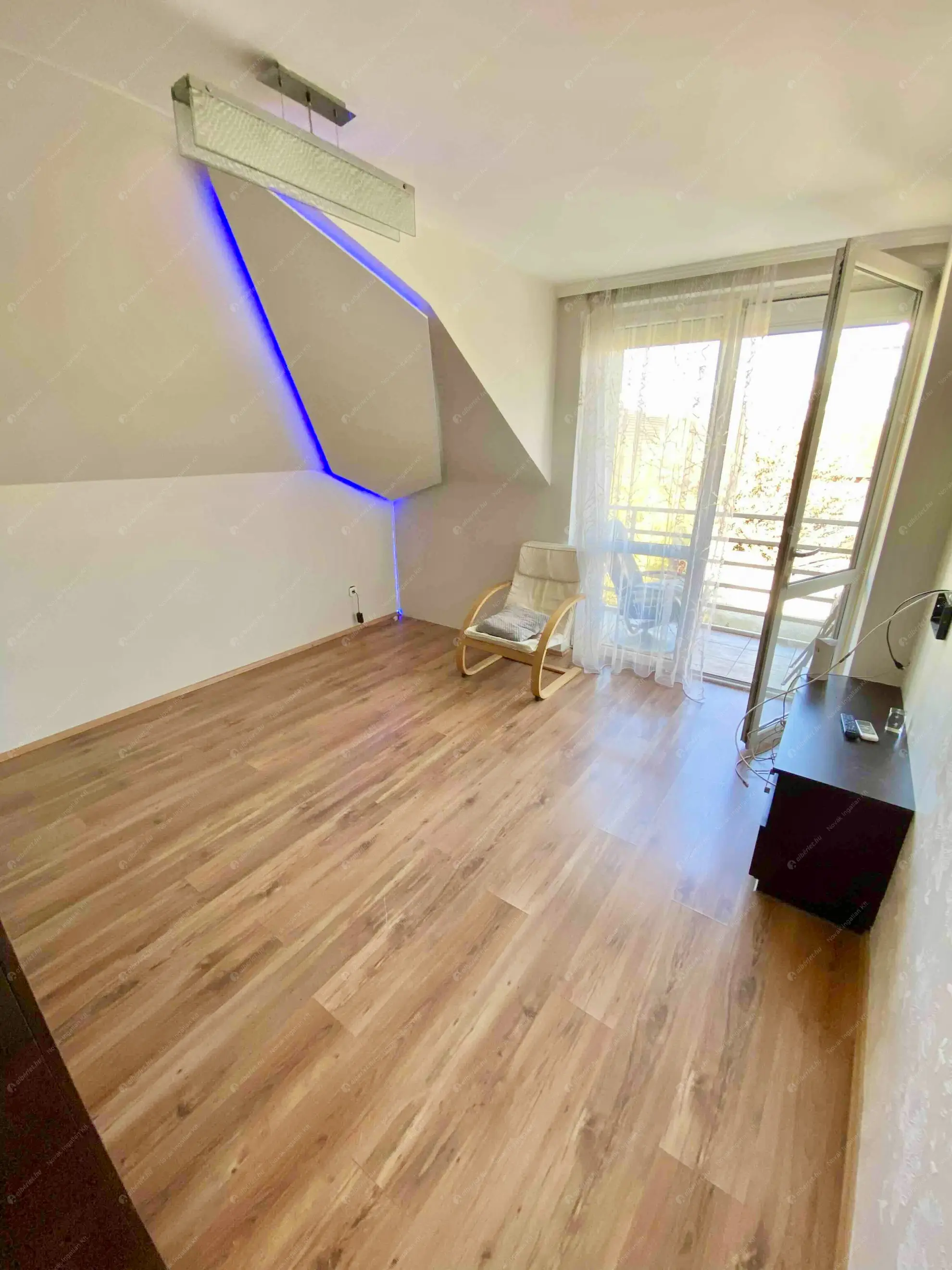 Kiadó albérlet 230000 Ft/hó áron: Budapest, IV. kerület  Chinoin utca. Mérete: 36 nm, 1 szobás | Alberlet.hu - 6594937