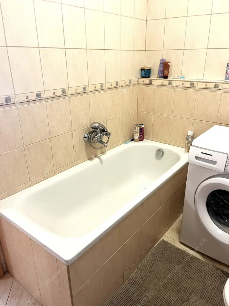 Kiadó albérlet 230000 Ft/hó áron: Budapest, IV. kerület  Csíksomlyó utca. Mérete: 48 nm, 1 szobás | Alberlet.hu - 6583053