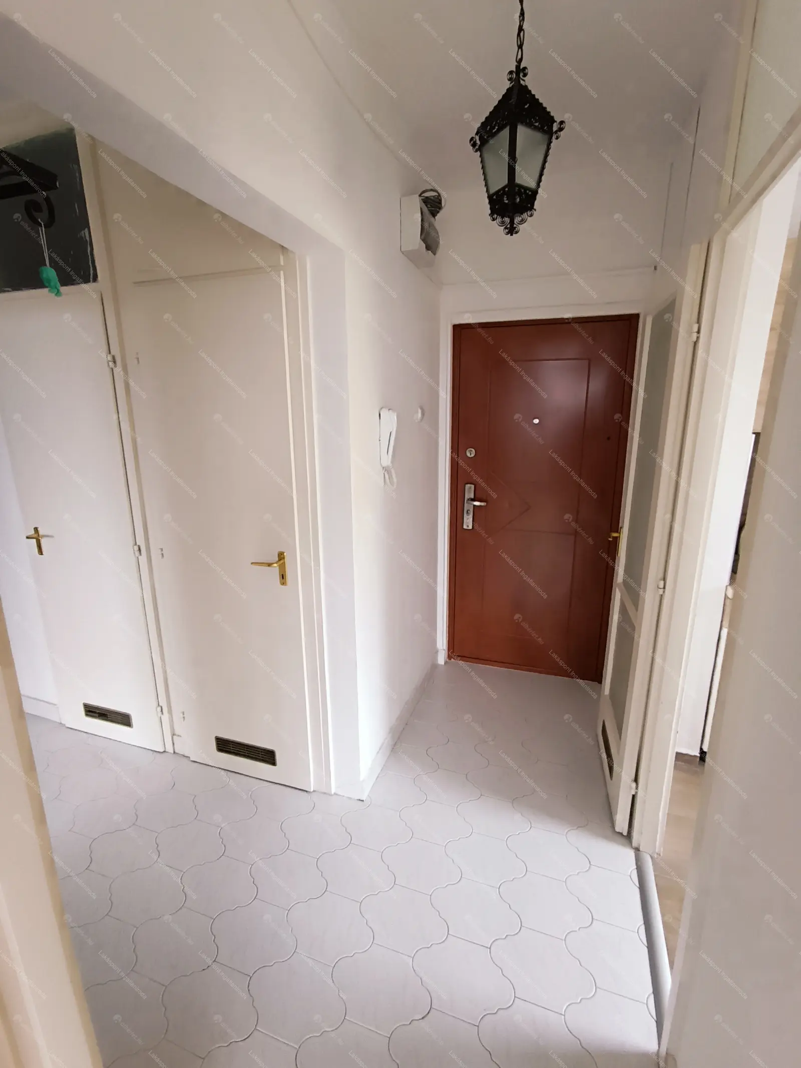 Kiadó albérlet 303000 Ft/hó áron: Budapest, IV. kerület  Erdősor út. Mérete: 65 nm, 3 szobás | Alberlet.hu - 6657160