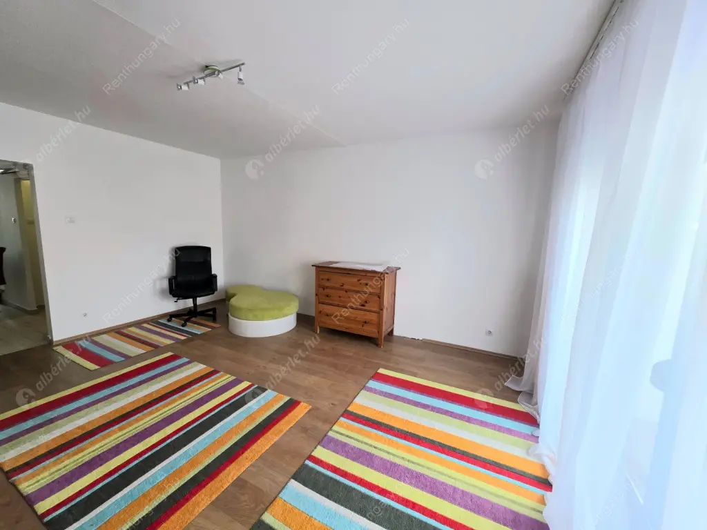 Kiadó albérlet 270000 Ft/hó áron: Budapest, IV. kerület  József Attila utca. Mérete: 64 nm, 1 szobás | Alberlet.hu - 6617296