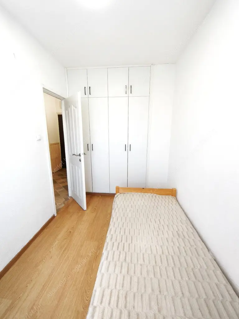 Kiadó albérlet 180000 Ft/hó áron: Budapest, IV. kerület  Kassai utca. Mérete: 35 nm, 1 szobás | Alberlet.hu - 6584276