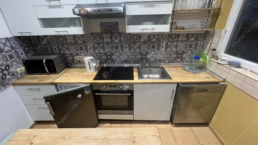 Kiadó albérlet 350000 Ft/hó áron: Budapest, IV. kerület  Lánglet Waldemár utca. Mérete: 98 nm, 3 szobás | Alberlet.hu - 6591804